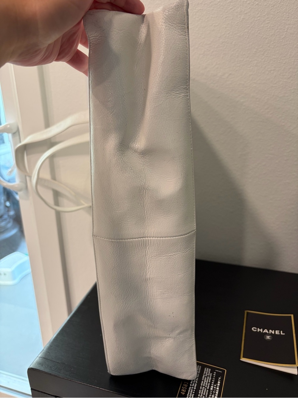 Chanel White Timeless CC Tote Bag - Picture 6 of 14